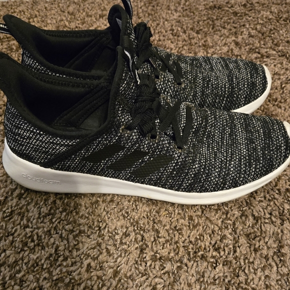 Women's Adidas Shoes - Picture 2 of 6